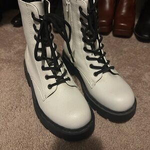 Women's White Lace Up Boots